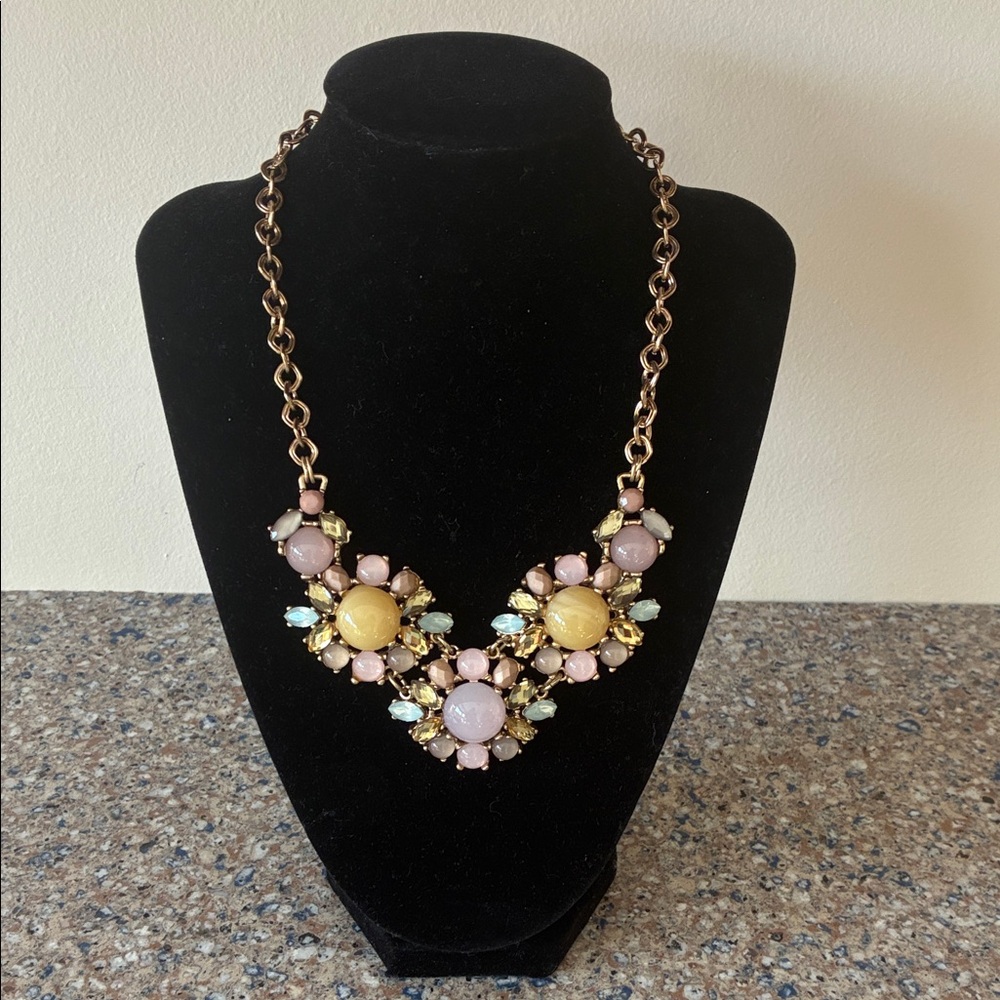 Loft pastel yellow, pink, lavender, mint necklace
